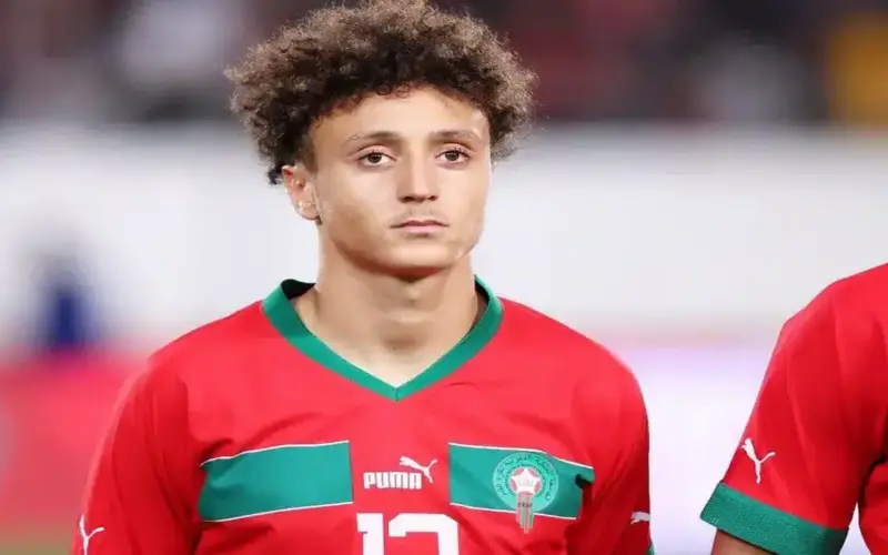 وكيل إلياس بن صغير يقدم اقتراحًا على باير ليفركوزن لإنقاذ مسيرة اللاعب